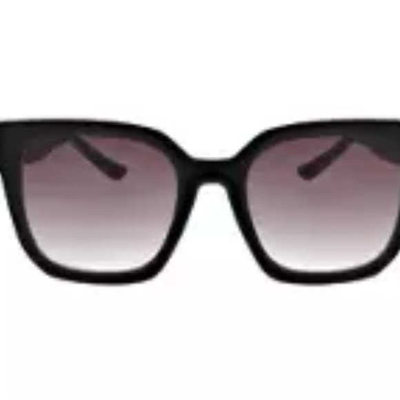 OSCAR de la RENTA
Butterfly Square Sunglasses - Picture 5 of 9
